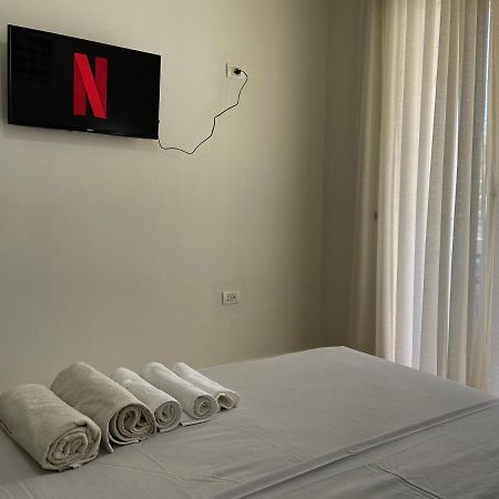 Seaside Apartment Durrës 外观 照片