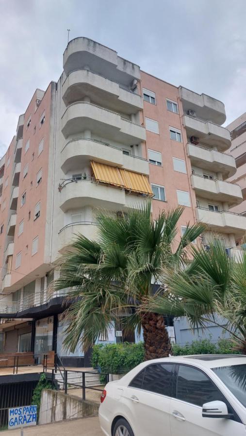 Seaside Apartment Durrës 外观 照片